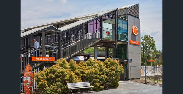 LOCATION & LIFESTYLE BENEFITS! - Photo 1