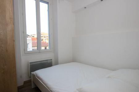 Location Appartement 1 pièce 30m² ST RAPHAEL 83700 - Photo 5