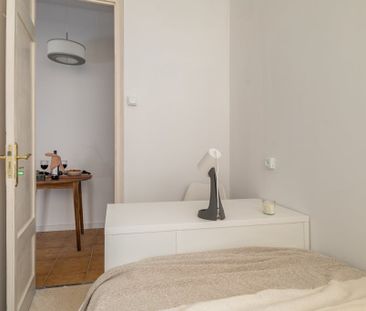 Carrer de Mallorca, Barcelona, Catalonia 08026 - Photo 4