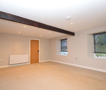 2 bedroom bungalow to rent - Photo 1