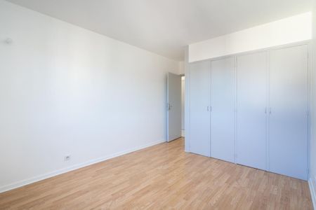 Location Appartement 3 pièces 59m² ANNECY 74000 - Photo 2