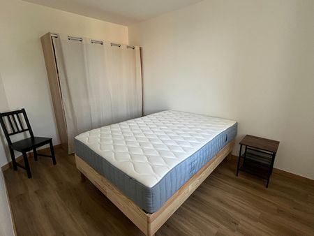 Location Appartement 2 pièces 41m² - Photo 4