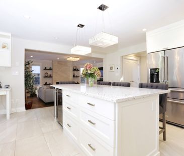 2295 Marine Drive, West Vancouver - Photo 2
