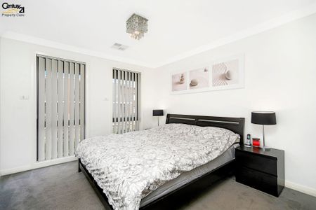 Beautifully Presented 4 Bedroom Home!! - Photo 2