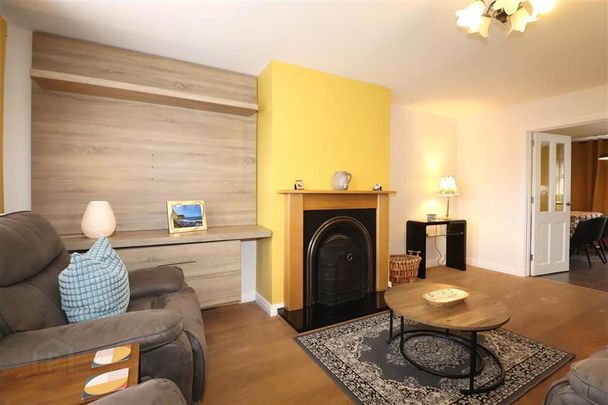 20 Laurelwood, Lower Ballinderry, Antrim, BT28 2GQ - Photo 1