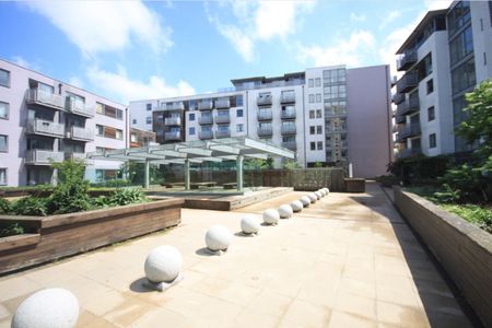 2 Bed Flat, Colorado Building, SE13 - Photo 3