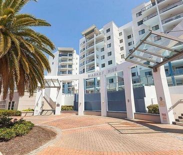 FULLY FURNISHED Live in 5 star resort luxury overlooking the trees ... - Photo 2