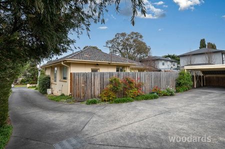 Delightful 1-bedroom unit - Photo 2