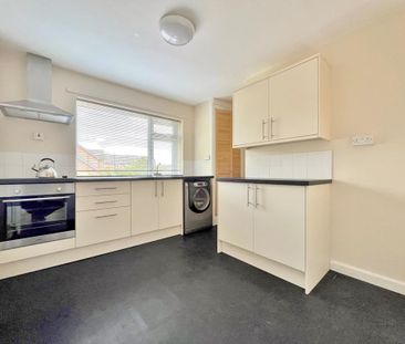 2 bedroom maisonette to rent - Photo 3
