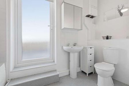 Burdett Road, Mile End, E3 - Photo 4