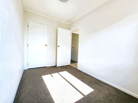 2 Bedroom + 2 Carpark space, Sandringham - Photo 4