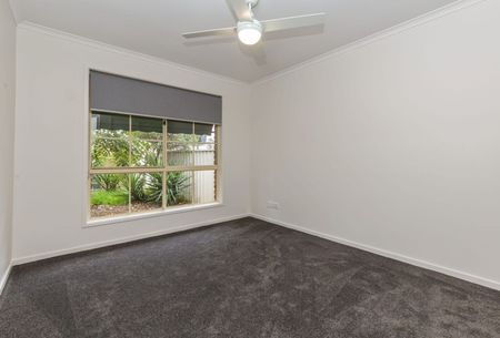 Beautifully Renovated Unit - Photo 2