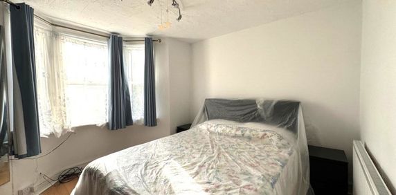 Wilberforce Road, Hendon, NW9 - Photo 2