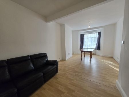 3 bedroom terraced house to rent - Photo 3