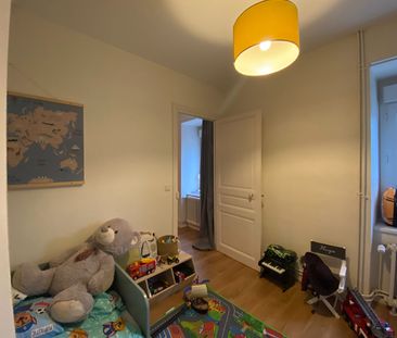 Location Appartement 3 pièces 76m² - Photo 3