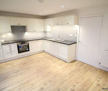 3 bedroom property to rent in Preston - Photo 2