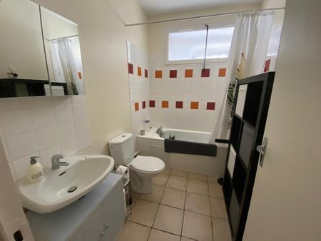 Location Appartement 1 pièce 26m² DIJON 21000 - Photo 4