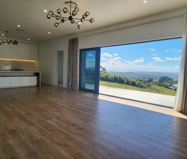 Multi-generational Executive Living - Photo 4