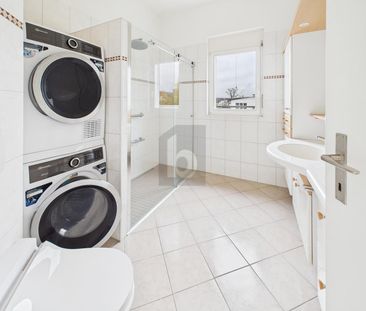 GROSSZÜGIG MIT TERRASSE UND WEITSICHT - Foto 5