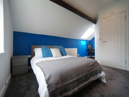 Ty Ddewi The Crescent - Photo 3