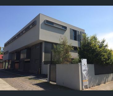 6/1 Forbes Street, Essendon, Vic 3040 - Photo 6