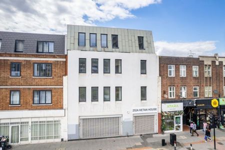 To Let 2 Bedroom Apartment - Photo 5