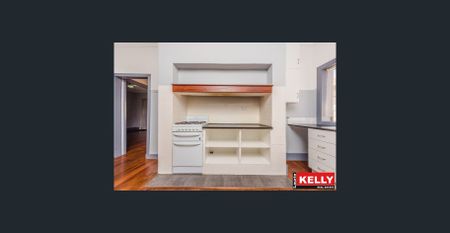 Neat & Spacious 2x1 Home with Large Outdoor Area - Photo 2