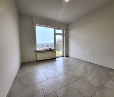 CENTRAAL GELEGEN APPARTEMENT MET 2 SLAAPKAMERS TE HUUR - VLAKBIJ ST... - Photo 3