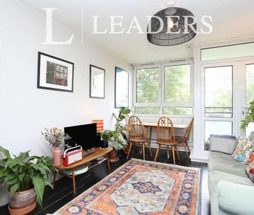 Hull Court, Grove Lane, London, SE5 - Photo 2