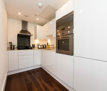 1 Bed Flat, Talisman Tower, E14 - Photo 4