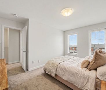 For Lease - 108 Teelin Circle, Barrhaven, Ontario - Photo 5
