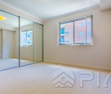 Spacious 2 bedroom unit for rent - Photo 4