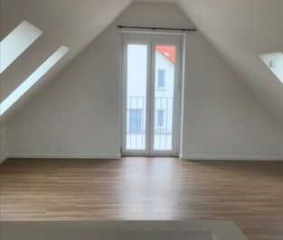 Helle Dachgeschosswohnung mit Galerie - Foto 6