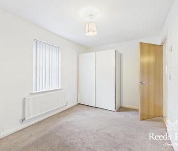 10 Fort Manor, Dundonald, Belfast, BT16 1ZA - Photo 4