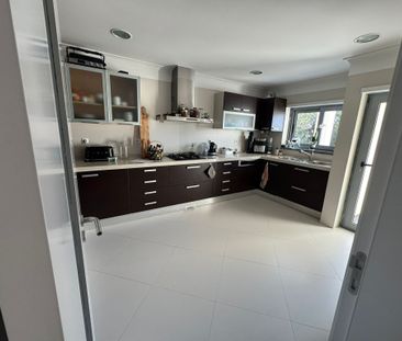 MORADIA T4 EM CONDOMÍNIO - ALCABIDECHE - VILLA BRASIL - Foto 4