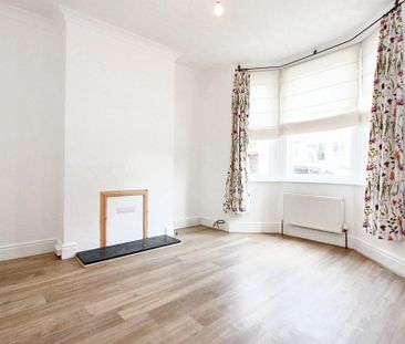 4 bedroom terraced house to rent - Photo 1