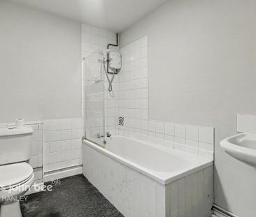 2 bedroom terraced house to rent - Photo 6