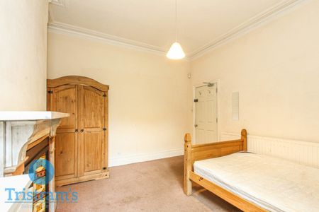 1 bed Shared House for Rent - Photo 2