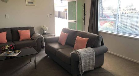 Fully furnished apartment - Photo 3