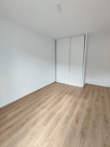 Location Appartement 2 pièces 42m² AUSSONNE 31840 - Photo 3