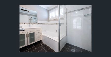 Fully Renovated Gem - Photo 5