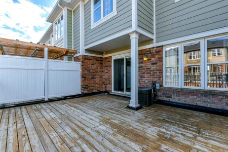 For Lease - 204 Magurn Gate, Milton, Ontario - Photo 5