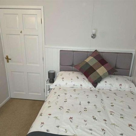 Sandwell Street, Walsall, WS1 - Photo 3