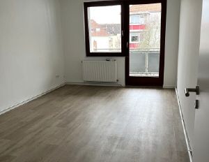 Univiertel, sanierte 1 Zimmer Whg. mit Balkon - Foto 1