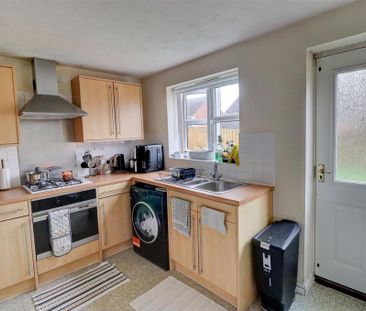 2 bedroom detached house to rent - Photo 6