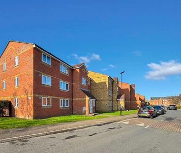 Redford Close, Feltham, TW13 - Photo 1