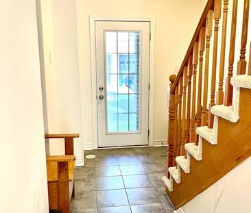 For Lease - 2280 Baronwood Drive Unit# 91, Oakville, Ontario - Photo 6