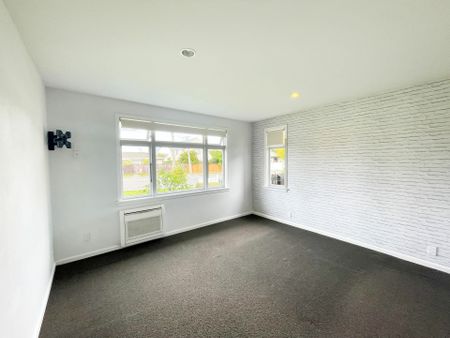 Conveniently Located & Plenty of Room - Photo 5