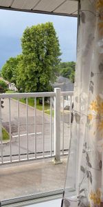 Beau appart 4 1/2. Quartier calme, sécuritaire, libre 1 juillet.. - Photo 3