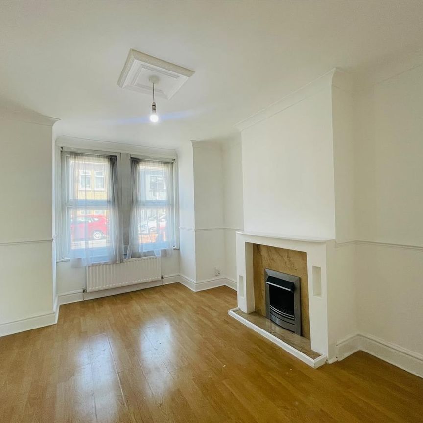 Fulbourne Road, London - Photo 1